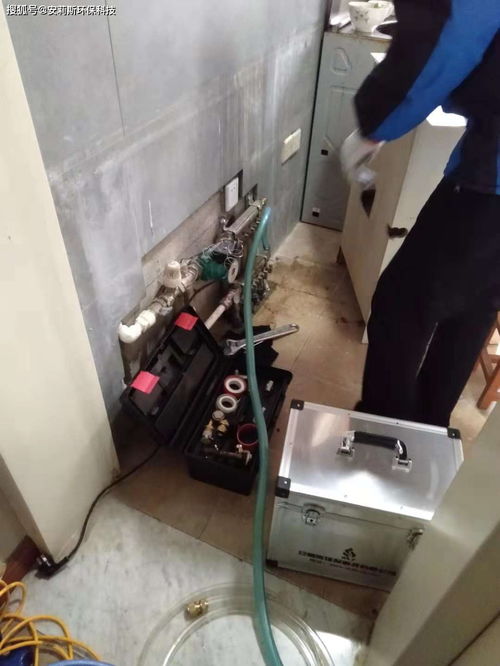 今天組團去小區清洗地暖,沒想到會遇到這種事情